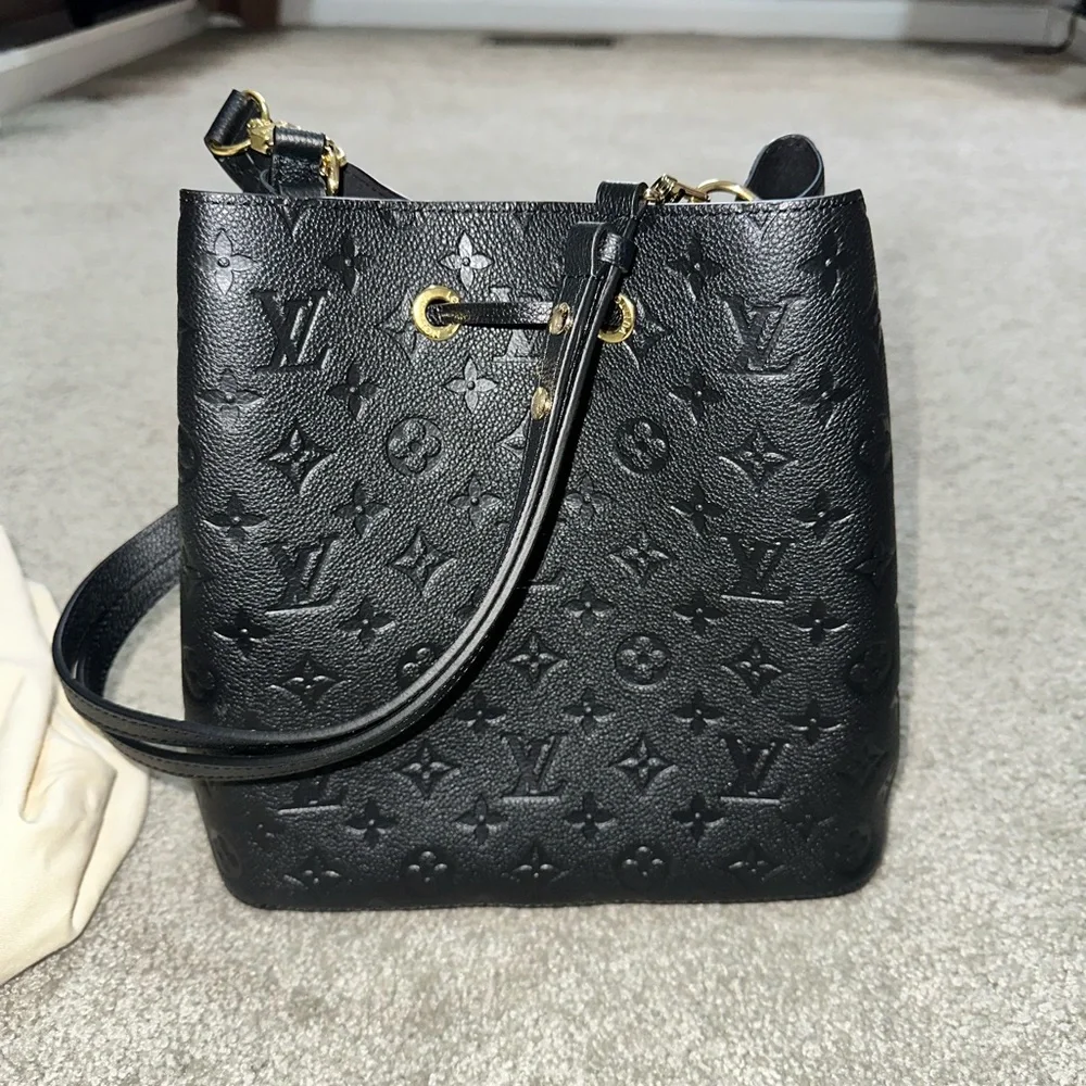 SOLD‼️‼️Louis Vuitton NeoNoe MM bucket bag - Picture 2 of 8
